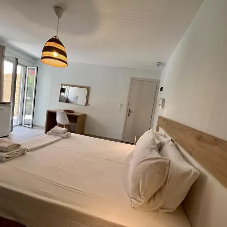 Issos Aparthotel 4*