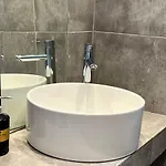 Issos 公寓式酒店 4*