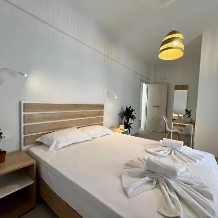 Aparthotel Issos