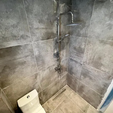 Issos 4*