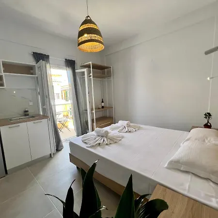 Issos 4*
