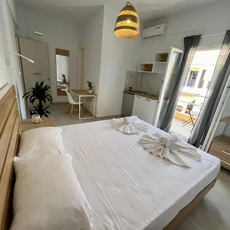 Issos Aparthotel