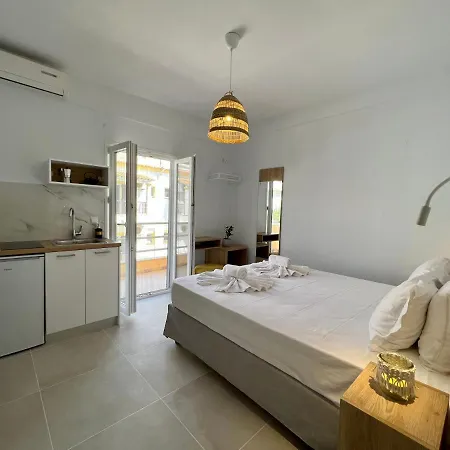 Issos Aparthotel