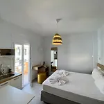 Issos 4*