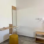 מלון דירות Issos 4*