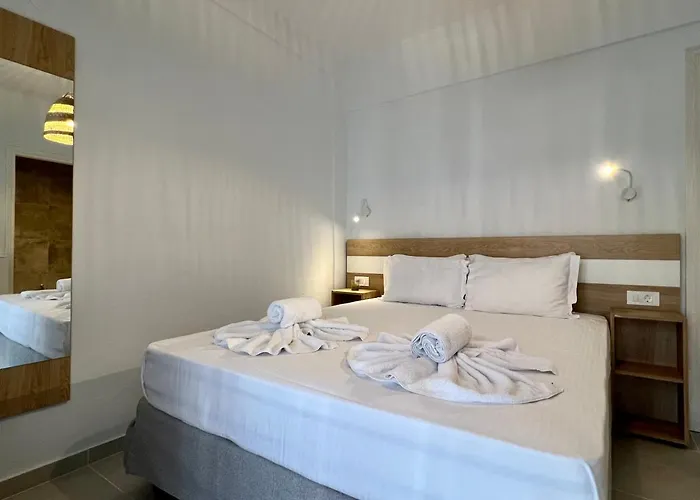Issos Apartmanhotel 4*