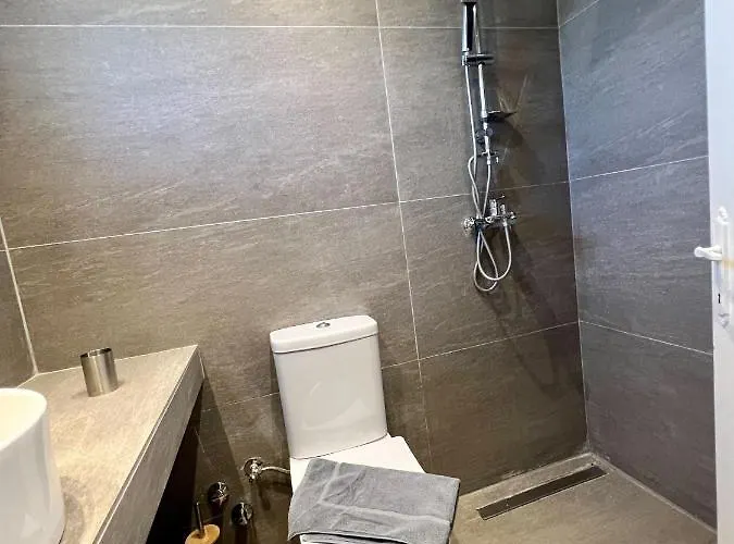 Apartmanhotel Issos Ájosz Jeórjosz