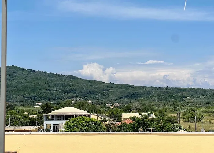 Issos 4*